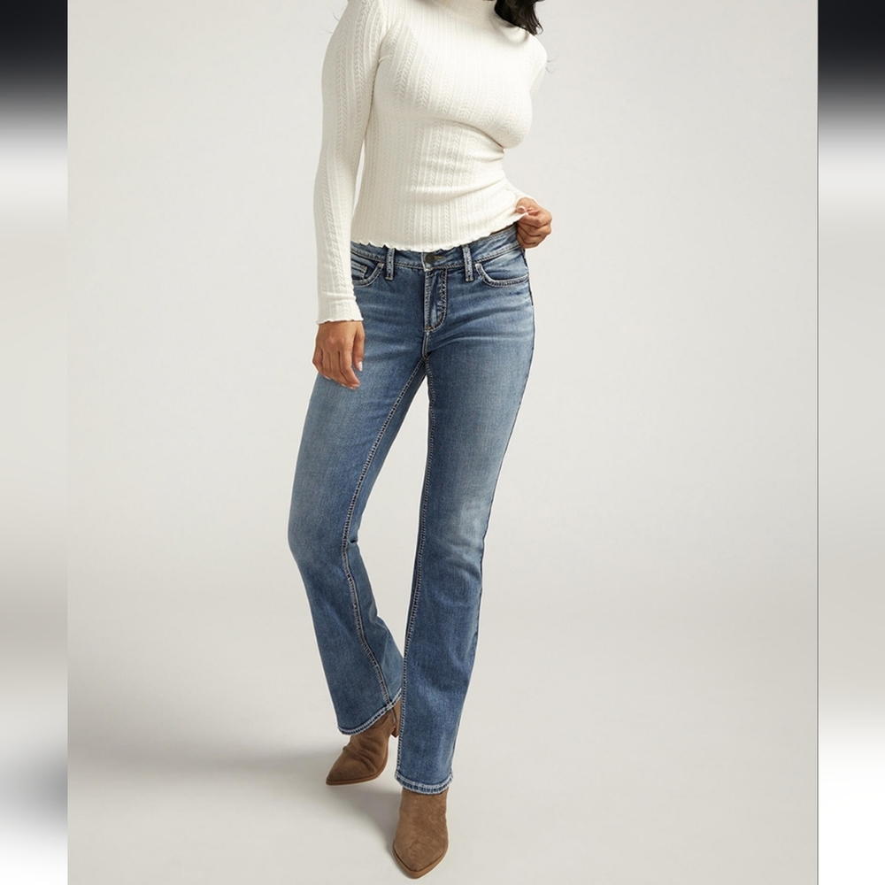 Sliver Suki Fit Slim Bootcut Jeans Womens Size 28